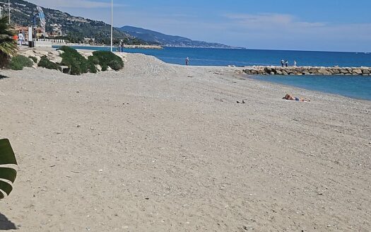 A céder RESTAURANT – Ref 06_0095 – Menton